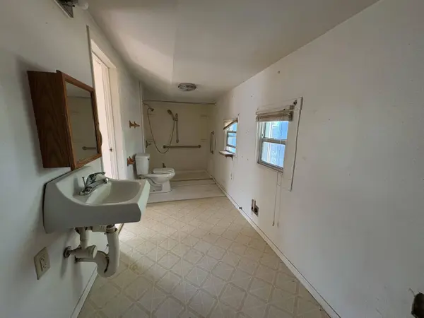 723 Hughes ST, San Angelo, TX 76903