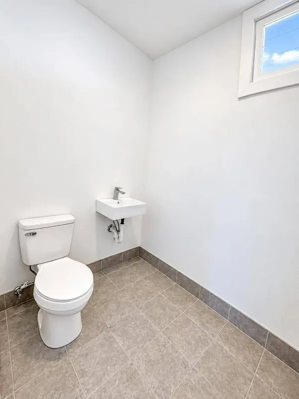 102 E 10th ST, Robert Lee, TX 76945