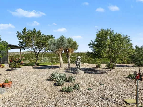 100 Papalote RD, Del Rio, TX 78840