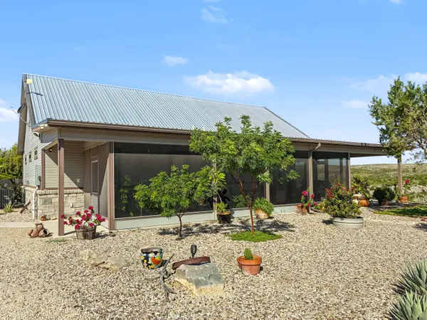 100 Papalote RD, Del Rio, TX 78840