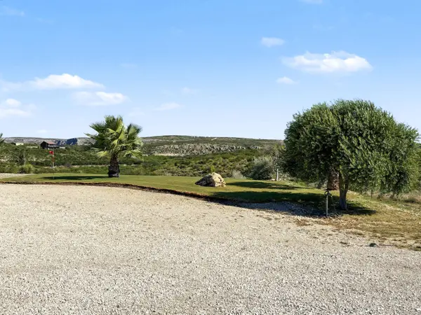 100 Papalote RD, Del Rio, TX 78840