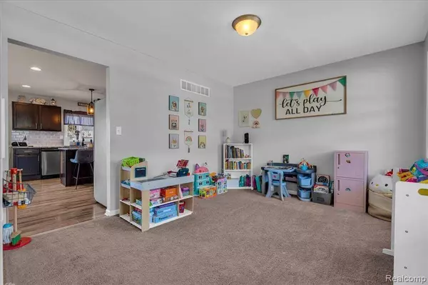 20173 SAGEBRUSH Drive, Brownstown Twp, MI 48183