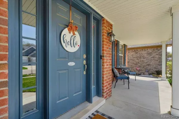 20173 SAGEBRUSH Drive, Brownstown Twp, MI 48183