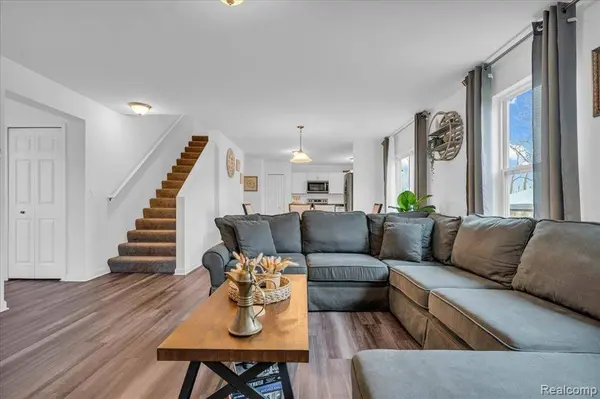 9556 NATURE VIEW Lane, Ypsilanti Twp, MI 48197