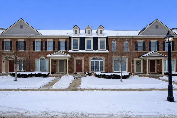 1584 Commodore CIR, Canton, MI 48187