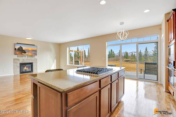 11391 Discovery View DR #27, Anchorage, AK 99515