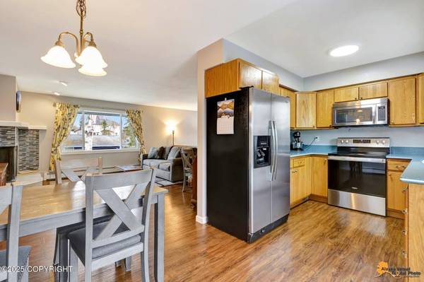 6921 Tall Spruce DR, Anchorage, AK 99502