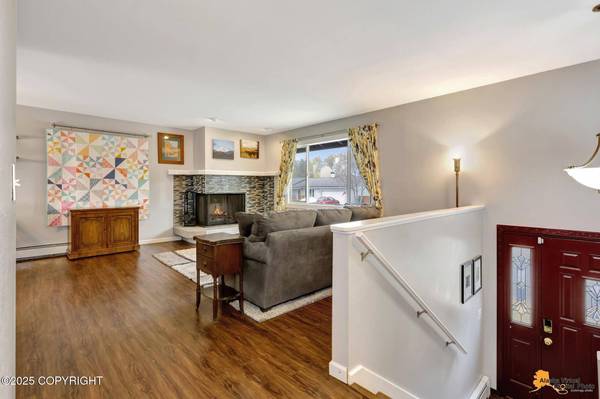 6921 Tall Spruce DR, Anchorage, AK 99502