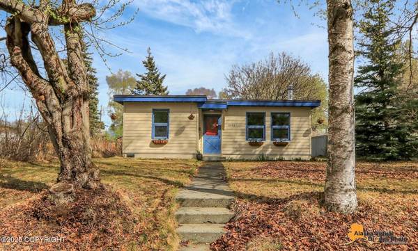 2451 Sprucewood ST, Anchorage, AK 99508