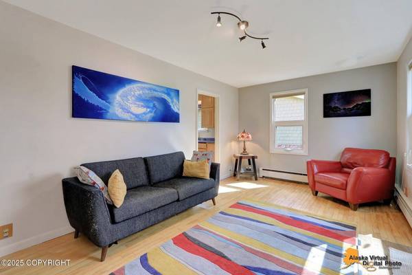 2451 Sprucewood ST, Anchorage, AK 99508