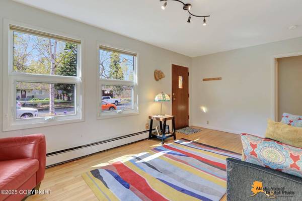 2451 Sprucewood ST, Anchorage, AK 99508