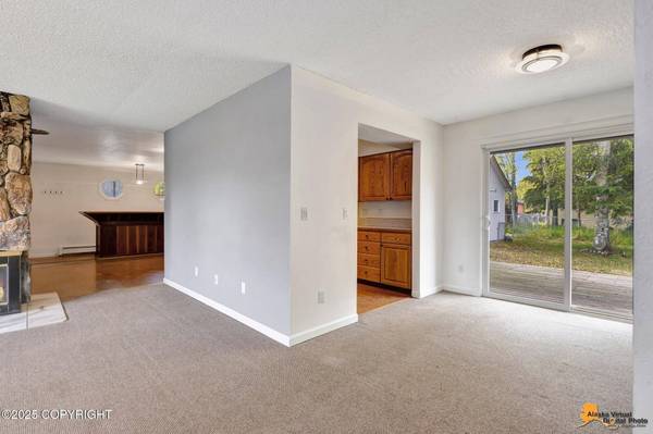 9210 Emerald DR, Anchorage, AK 99502