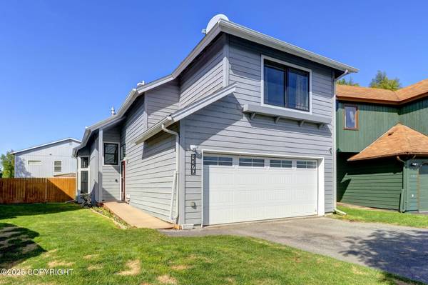 3370 Chaparral CIR, Anchorage, AK 99502