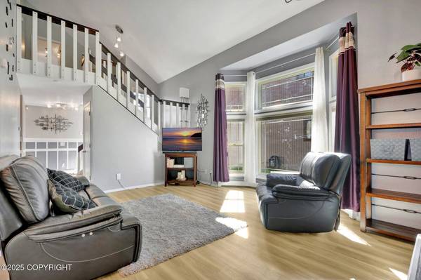 3370 Chaparral CIR, Anchorage, AK 99502