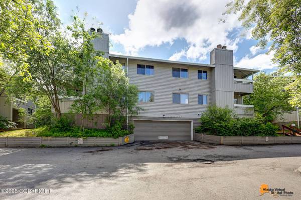 4221 Folker ST #F203, Anchorage, AK 99508