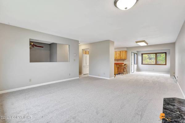 3211 Shamrock ST, Anchorage, AK 99504