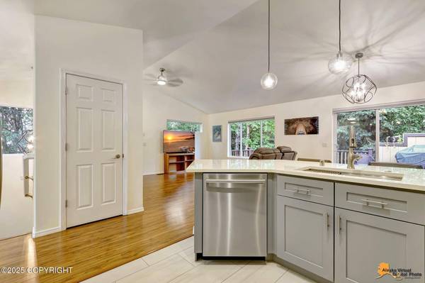 7862 Spruce ST 7B, Anchorage, AK 99507