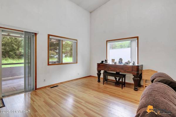 19411 Klondike ST, Chugiak, AK 99567