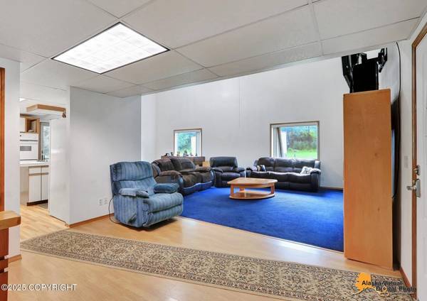 19411 Klondike ST, Chugiak, AK 99567