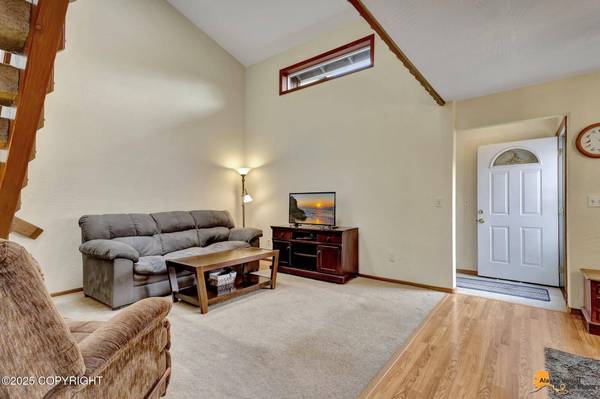 6950 Tamir AVE, Anchorage, AK 99504