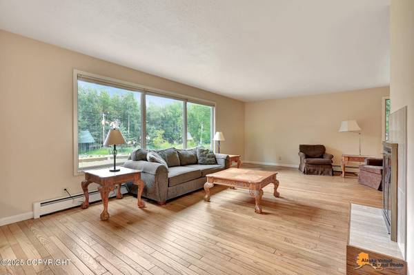 1441 Shore DR, Anchorage, AK 99515