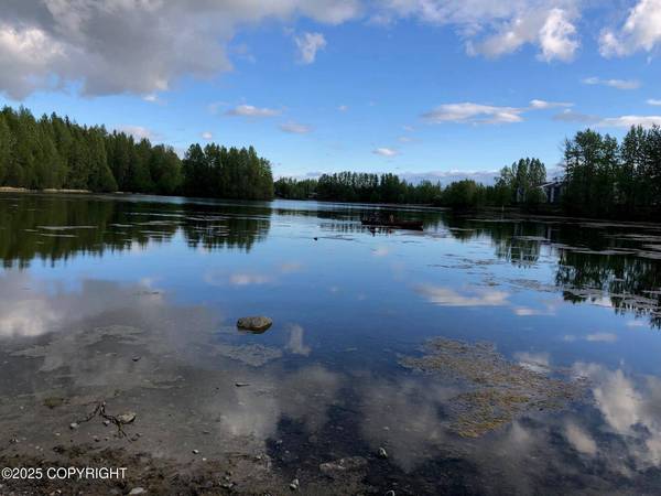 1823 Beaver PL, Anchorage, AK 99504