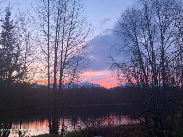 1823 Beaver PL, Anchorage, AK 99504