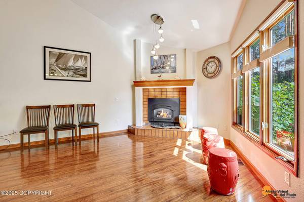 1823 Beaver PL, Anchorage, AK 99504