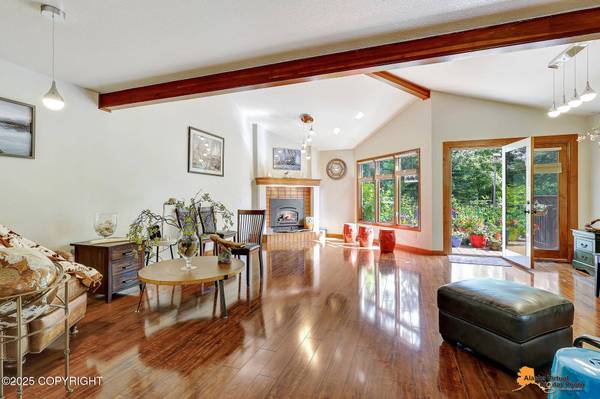 1823 Beaver PL, Anchorage, AK 99504