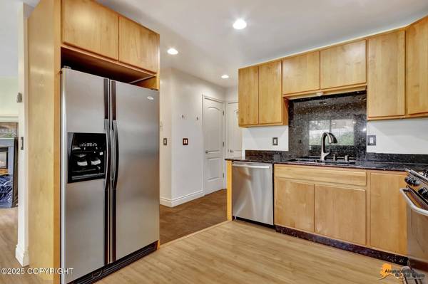 1005 W 80th AVE, Anchorage, AK 99518