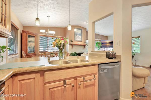 7680 Delridge CIR, Anchorage, AK 99507