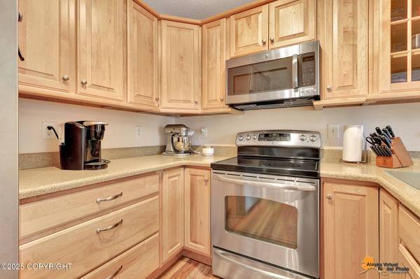 7680 Delridge CIR, Anchorage, AK 99507