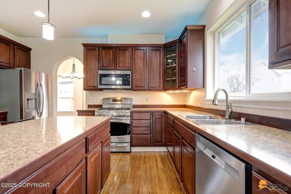 5756 Kenai Fjords LOOP, Anchorage, AK 99502