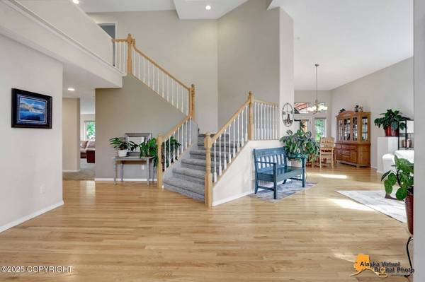 3421 Southbluff CIR, Anchorage, AK 99515