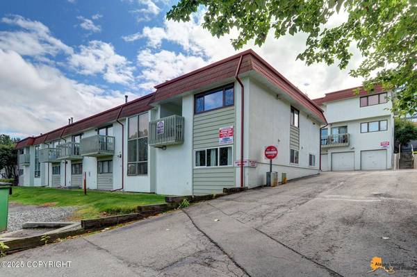 400 E 24th AVE 4, Anchorage, AK 99503