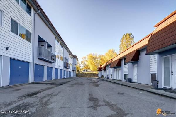 400 E 24th AVE 4, Anchorage, AK 99503