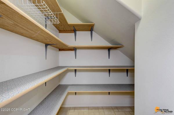 5810 Muirwood DR, Anchorage, AK 99502