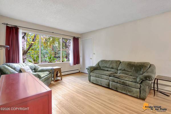 730 Dogwood ST, Anchorage, AK 99501