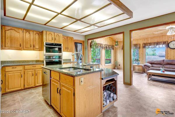 14231 Hancock DR, Anchorage, AK 99515