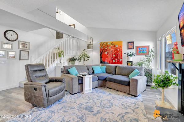 3208 Eastgate PL #4, Anchorage, AK 99504