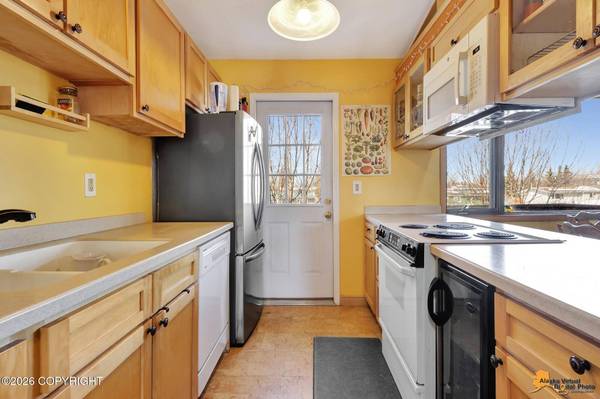 3661 E 20th AVE, Anchorage, AK 99508