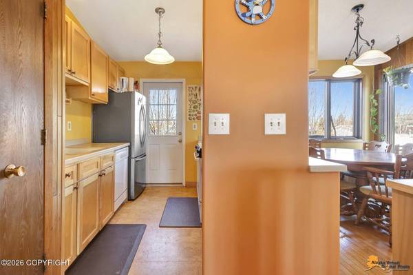 3661 E 20th AVE, Anchorage, AK 99508