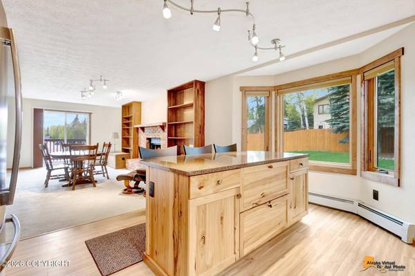 12941 Summer CIR, Anchorage, AK 99516