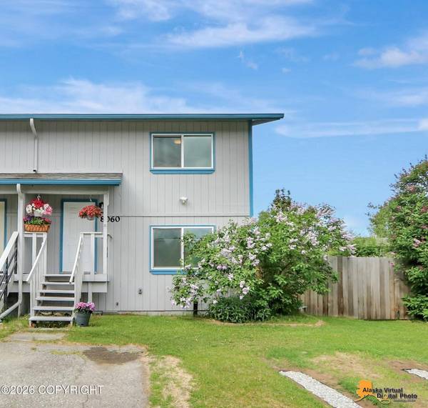 8060 Evans CIR, Anchorage, AK 99507