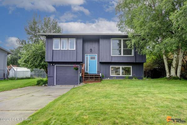 7210 Dawn DR, Anchorage, AK 99502