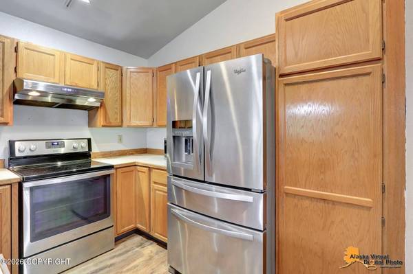 17810 Beaujolais DR, Eagle River, AK 99577