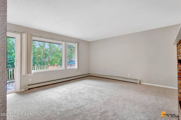 3801 Patricia LN, Anchorage, AK 99504