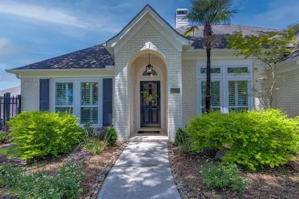 2120 Barrington Pointe DR, League City, TX 77573