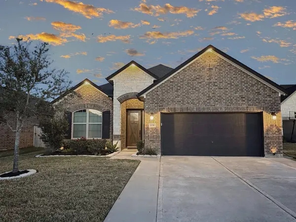 2191 Clements Shore LN, La Porte, TX 77571
