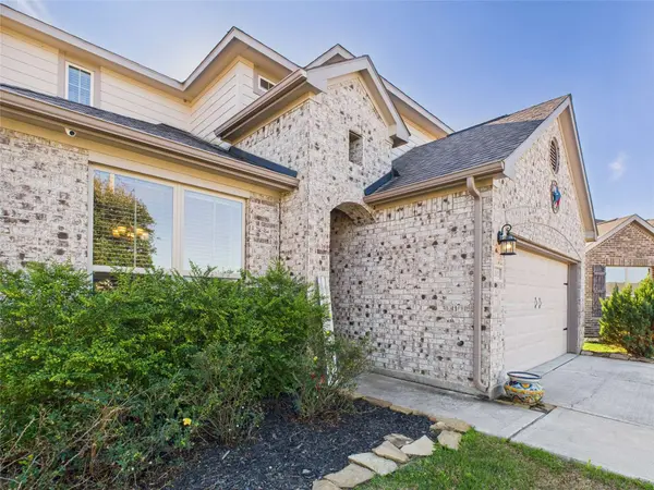 3202 Explorer DR, Texas City, TX 77591